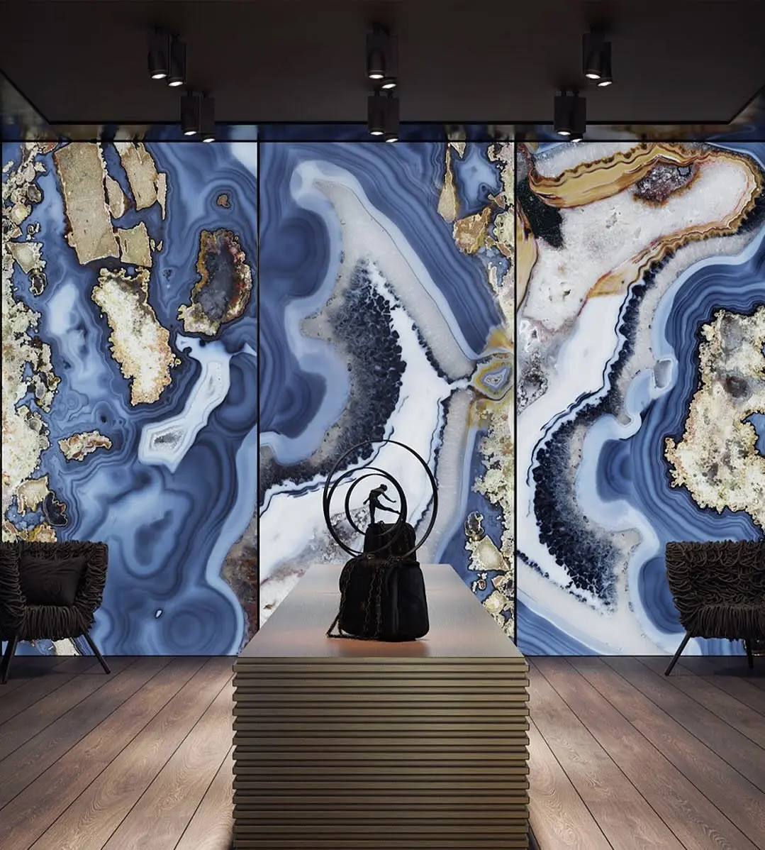 Ambiente com painel PELLE paginado em tons azuis